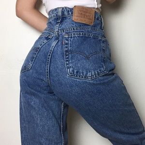 VTG 512 Levi’s high waisted mom jeans size 30/31